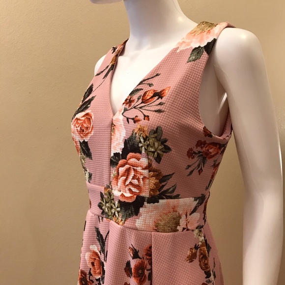 Haute Monde Sleeveless Floral Dress Size Large Pink Fit Flare - Picture 12 of 15